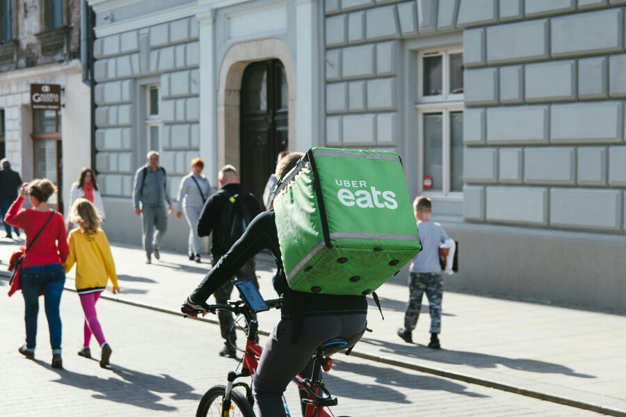 Fahrradkurier Uber eats