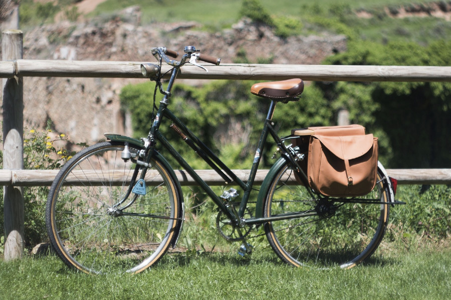 Reisefahrrad Leder-Seitentaschen
